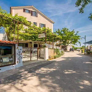4* Gasthof Segulja